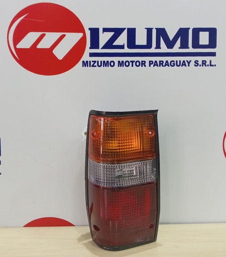 FARO TRASERO NEGRO LH