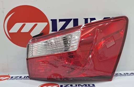 FARO TRASERO SEDAN RH